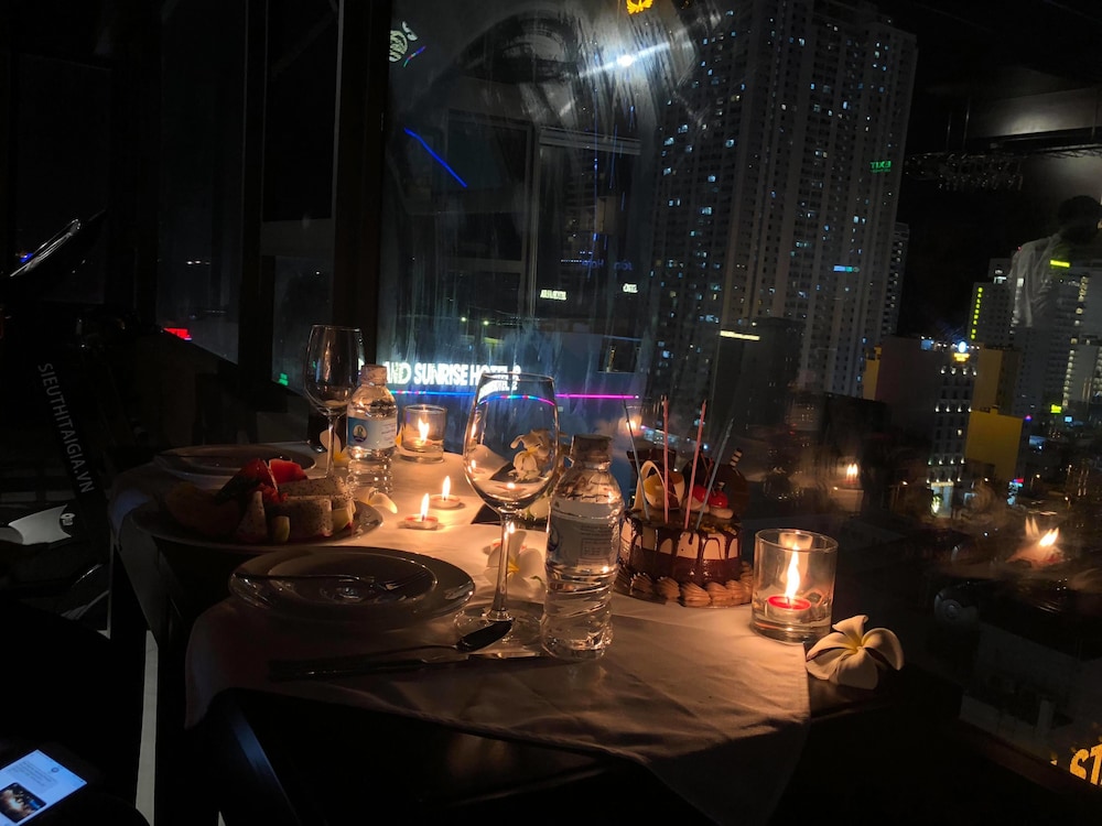 Ritzy Boutique Hotel Da Nang 66/77