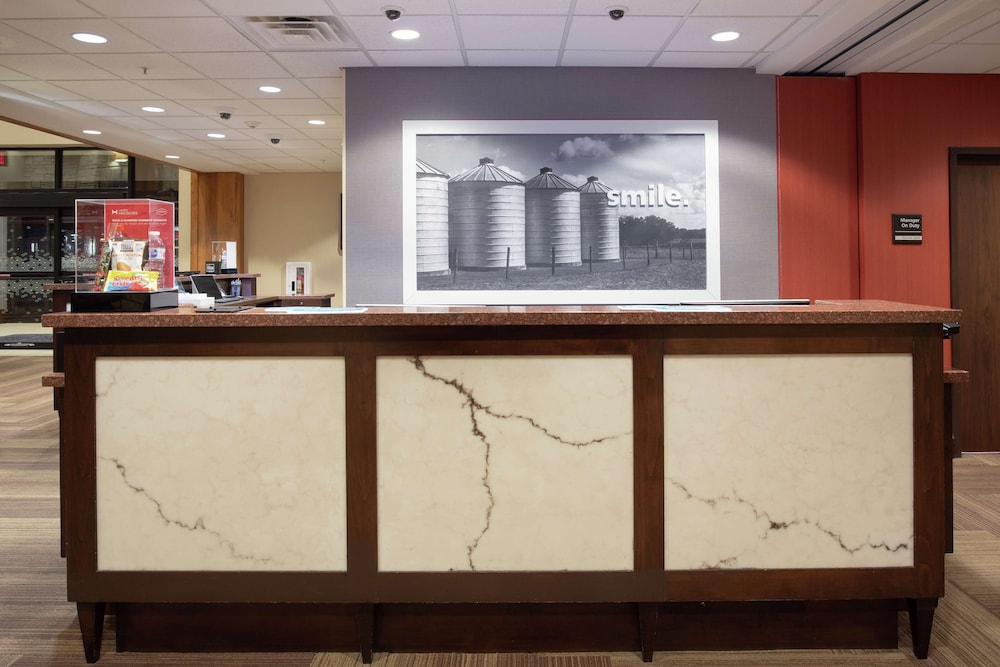 Hampton Inn & Suites I-35/ Mulvane 5/51