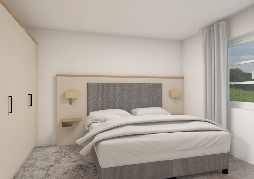 Superior, King Bed