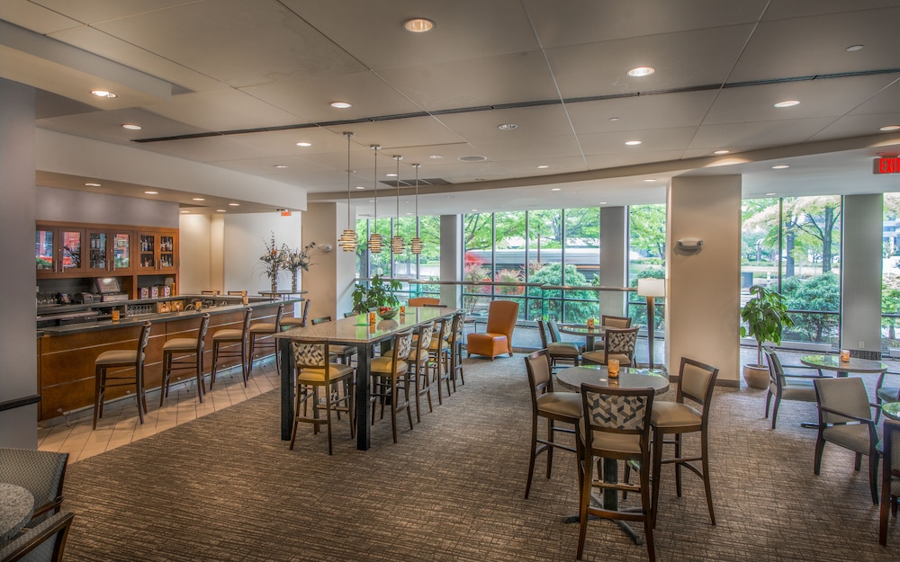 Holiday Inn Arlington at Ballston, an IHG Hotel 26/50