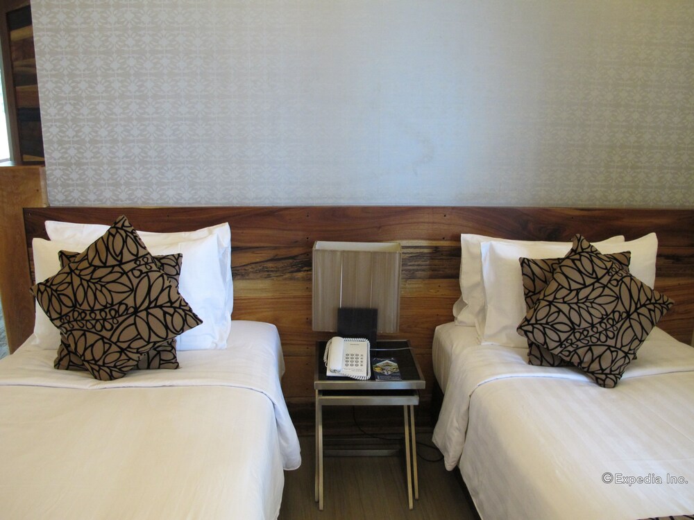 Infinity Resort and Spa 28/80