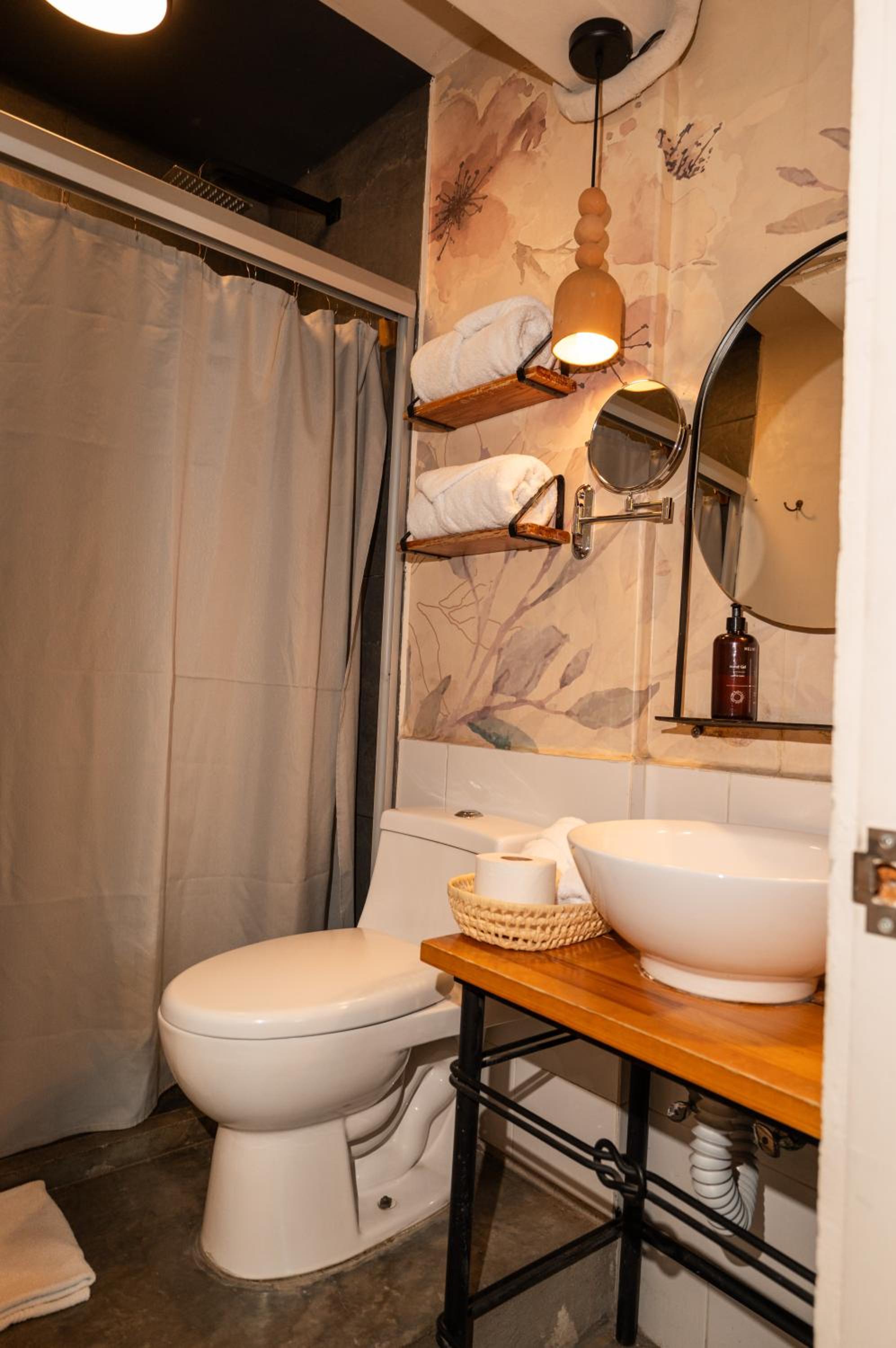 Unique, Queen Bed، Selina Oaxaca 9/9