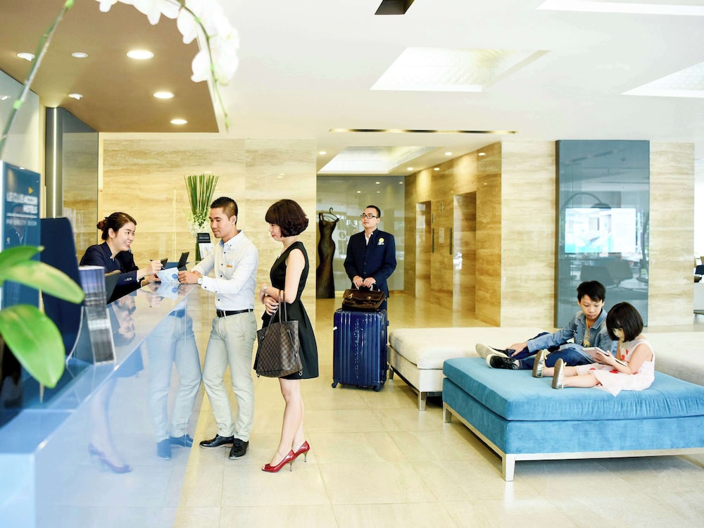 Novotel Suites Hanoi 10/70