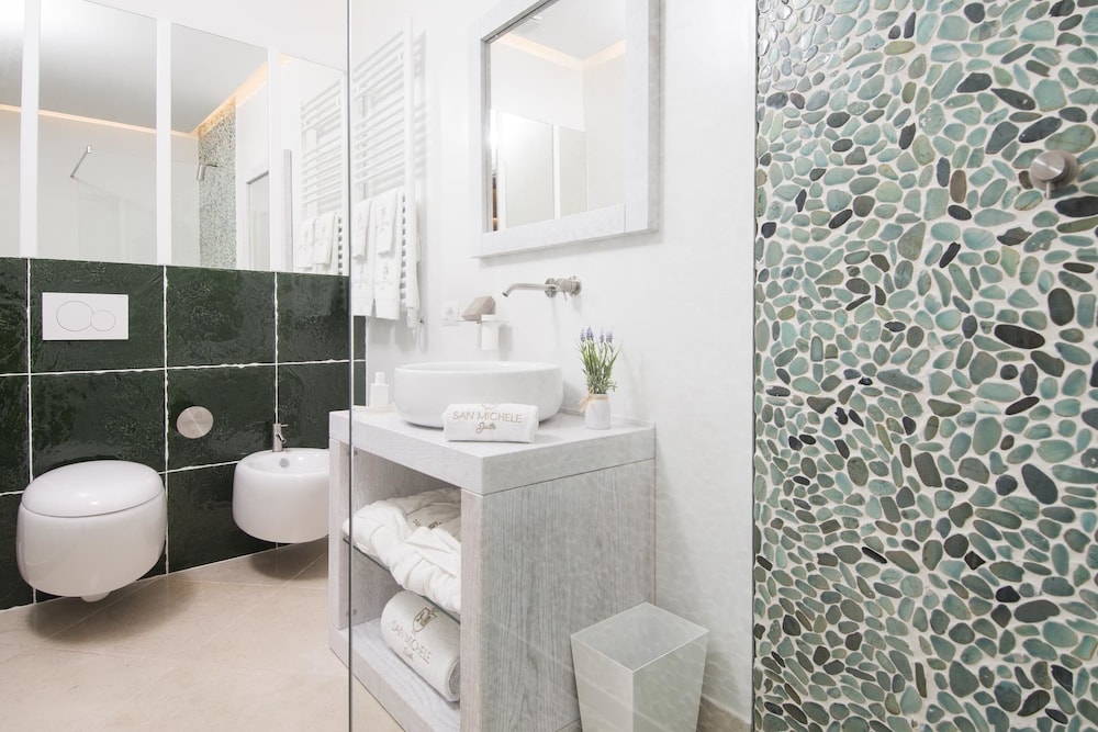 San Michele Suite 45/50