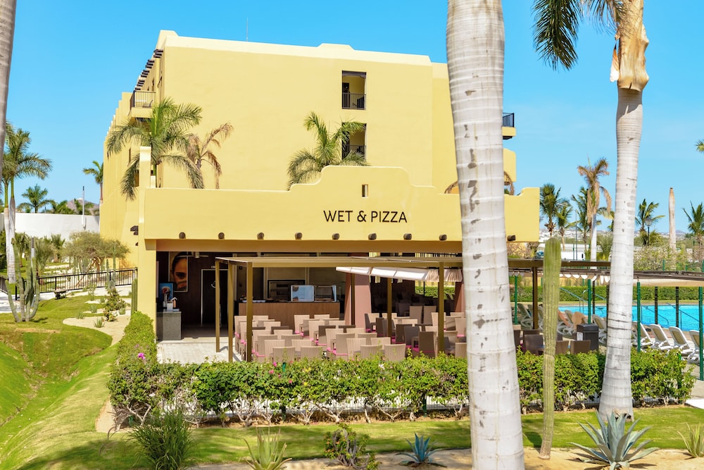 Hotel RIU Santa Fe 5/81