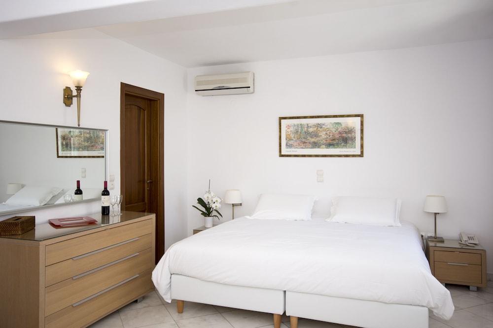 Mykonos Adonis Hotel 16/76