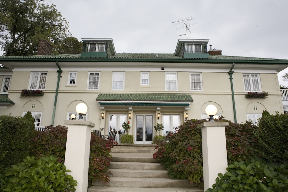 The Belvedere Inn & Restaurant 3/73