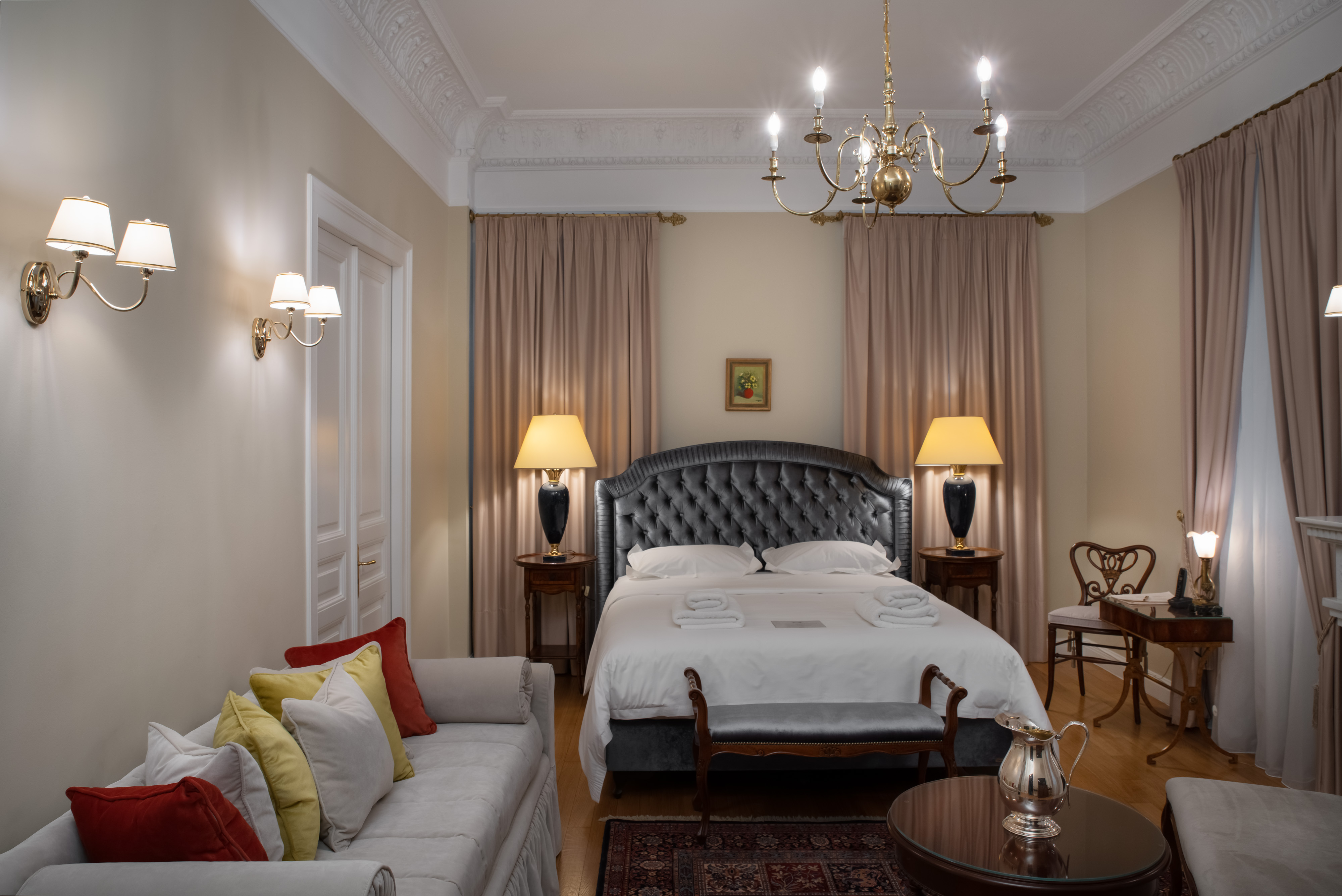 2 Bedrooms, Suite, 3 Bathrooms