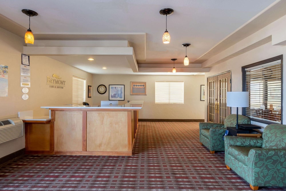 Baymont by Wyndham Spearfish 6/40