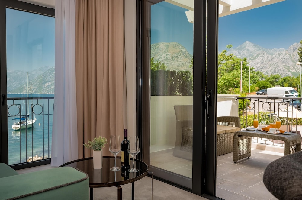 Palazzo Del Mare Essenza 50/50