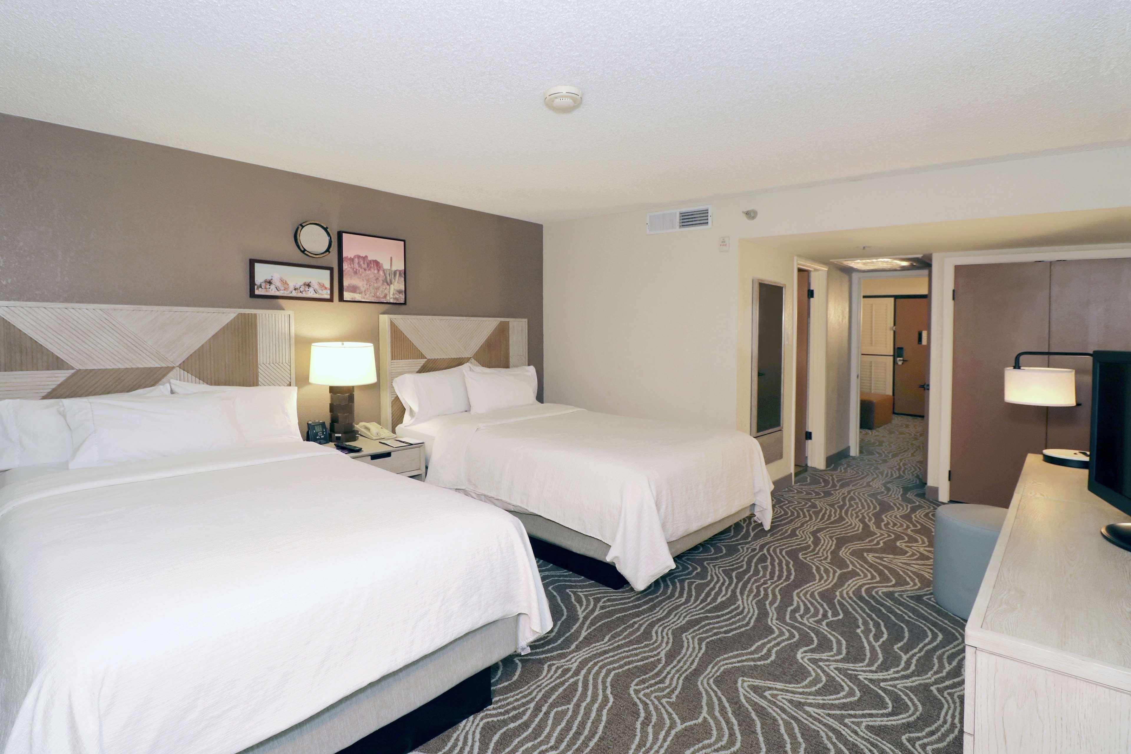 2 ROOMS, SUITE, 2 DOUBLE BEDS