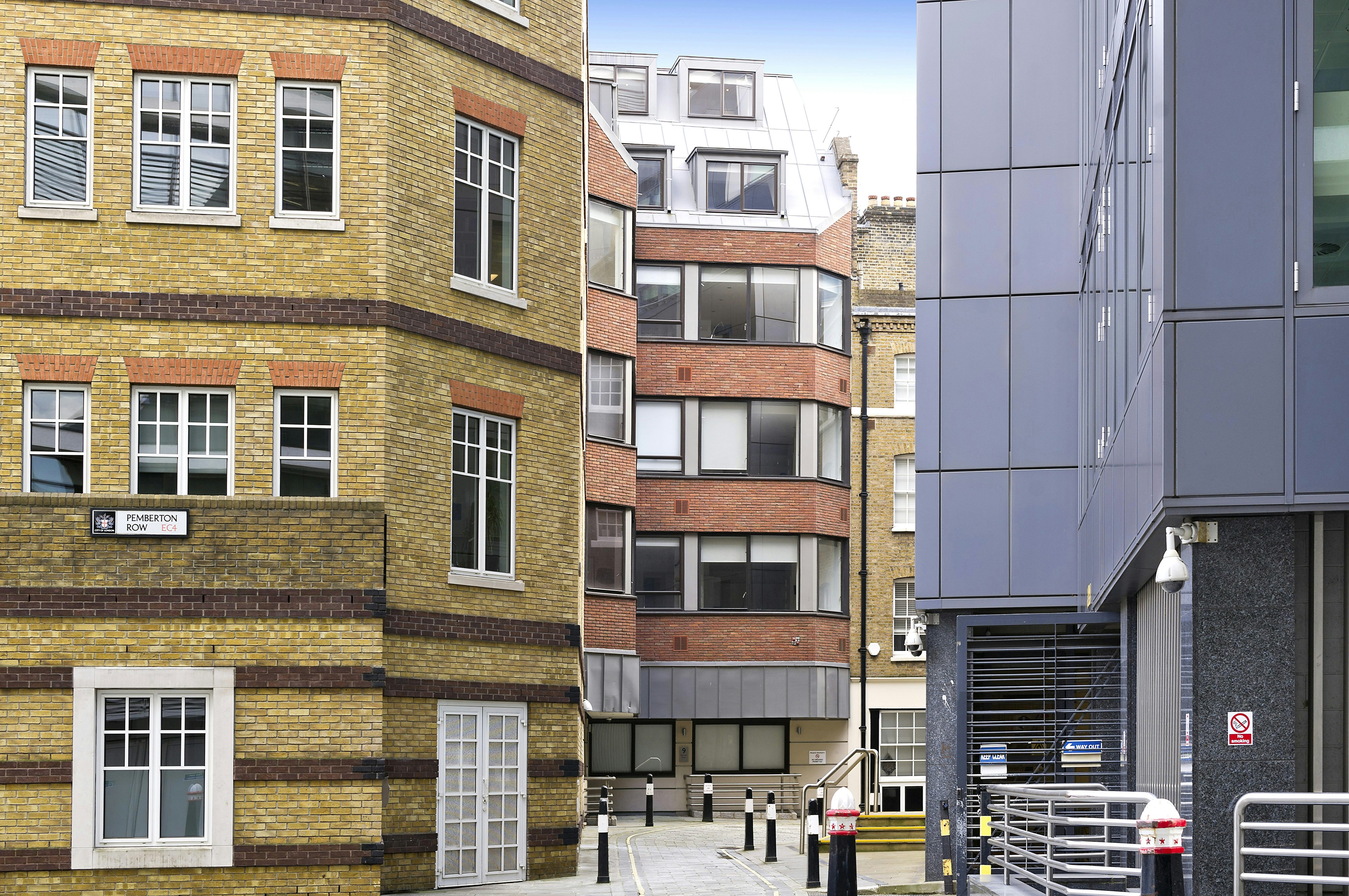 Red Lion Court by City2Stay 39/41