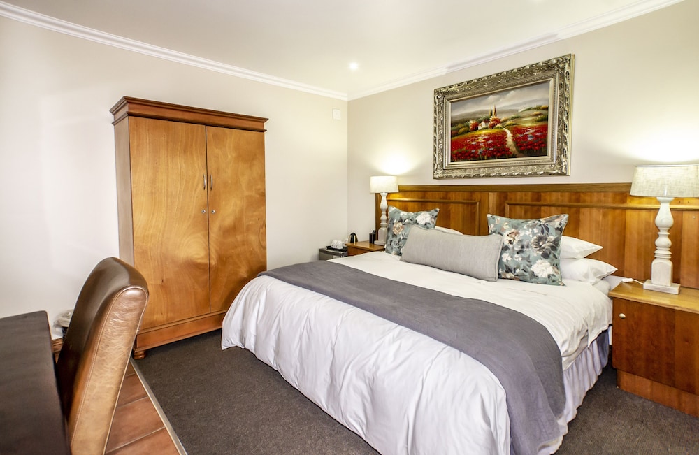 Sunward Park Guesthouse 10/50