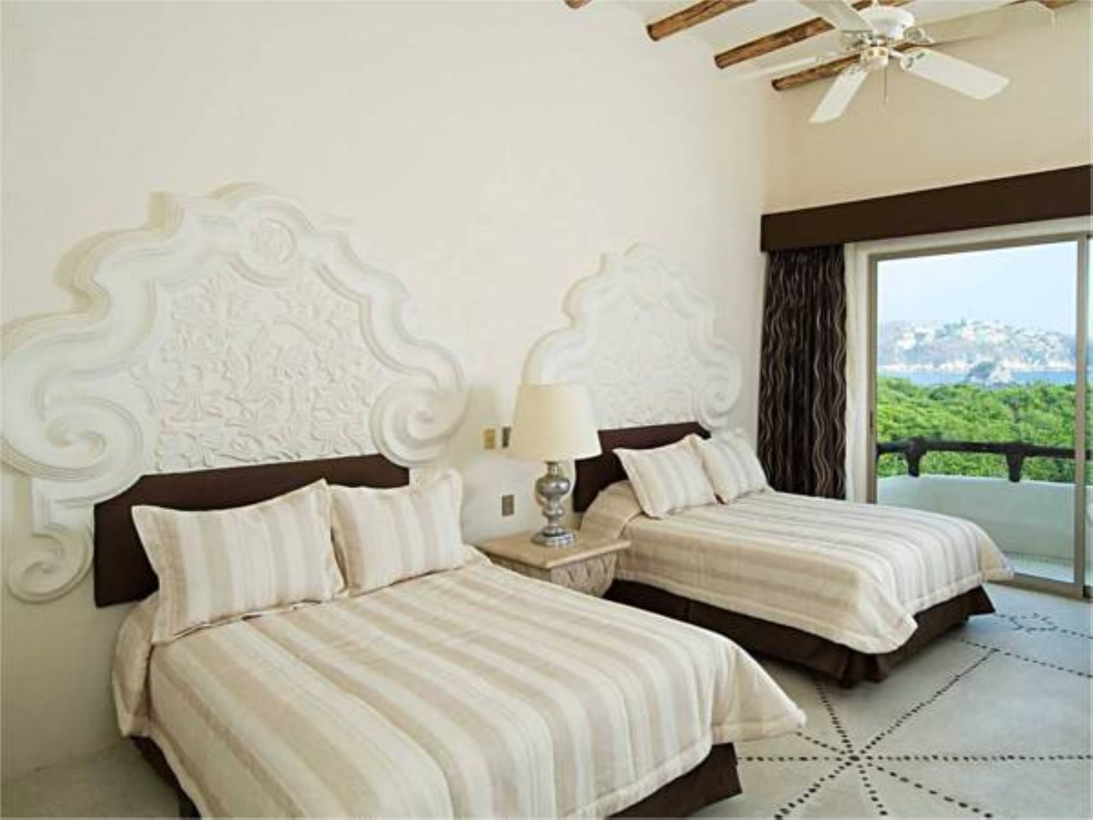 Master, Suite, 2 Beds