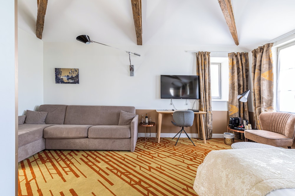 Relais Du Silence Le Saint Gelais 26/50