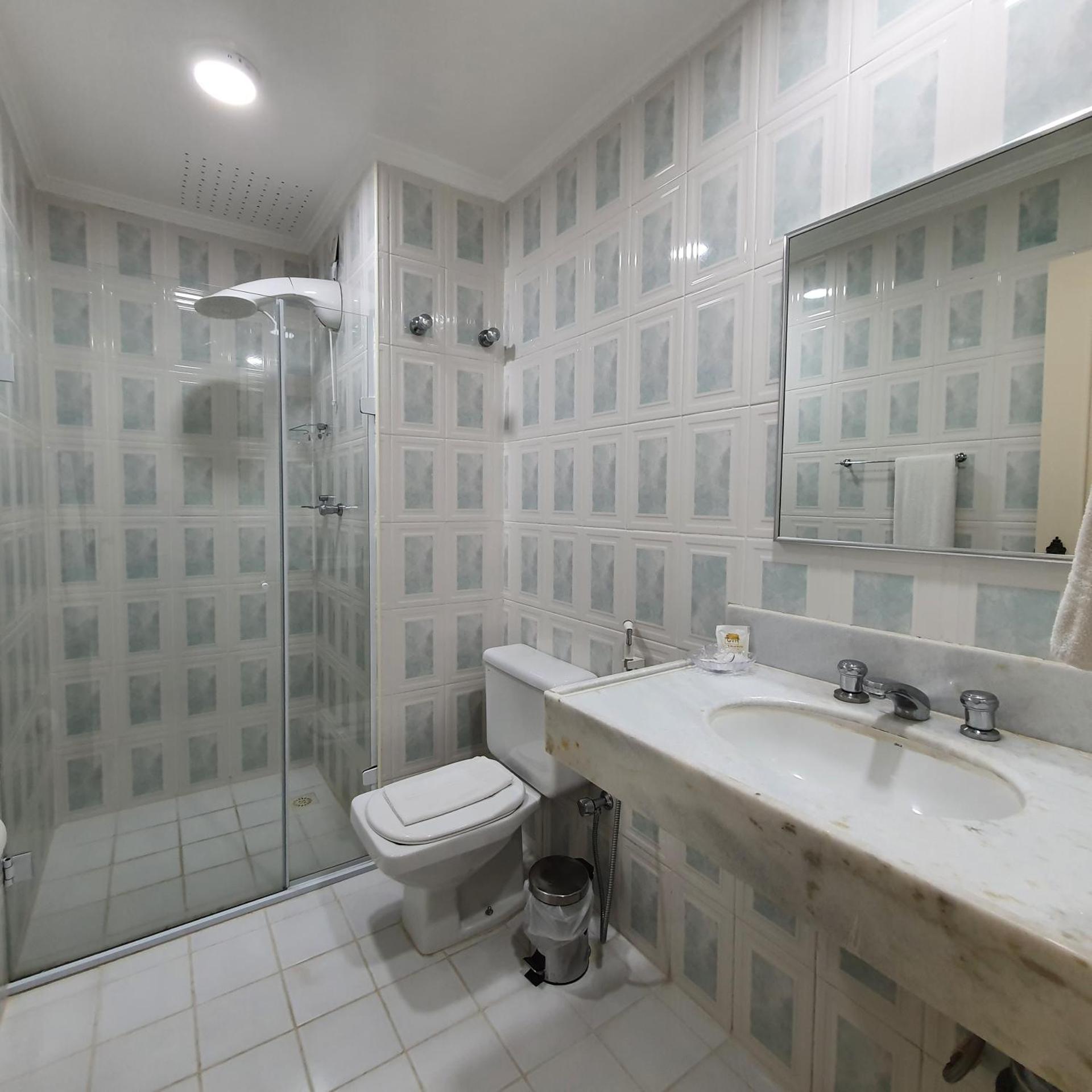 Grand Ville Hotel 49/50