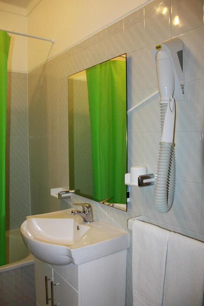1 Bedroom, Apartment, Single, Single Bed