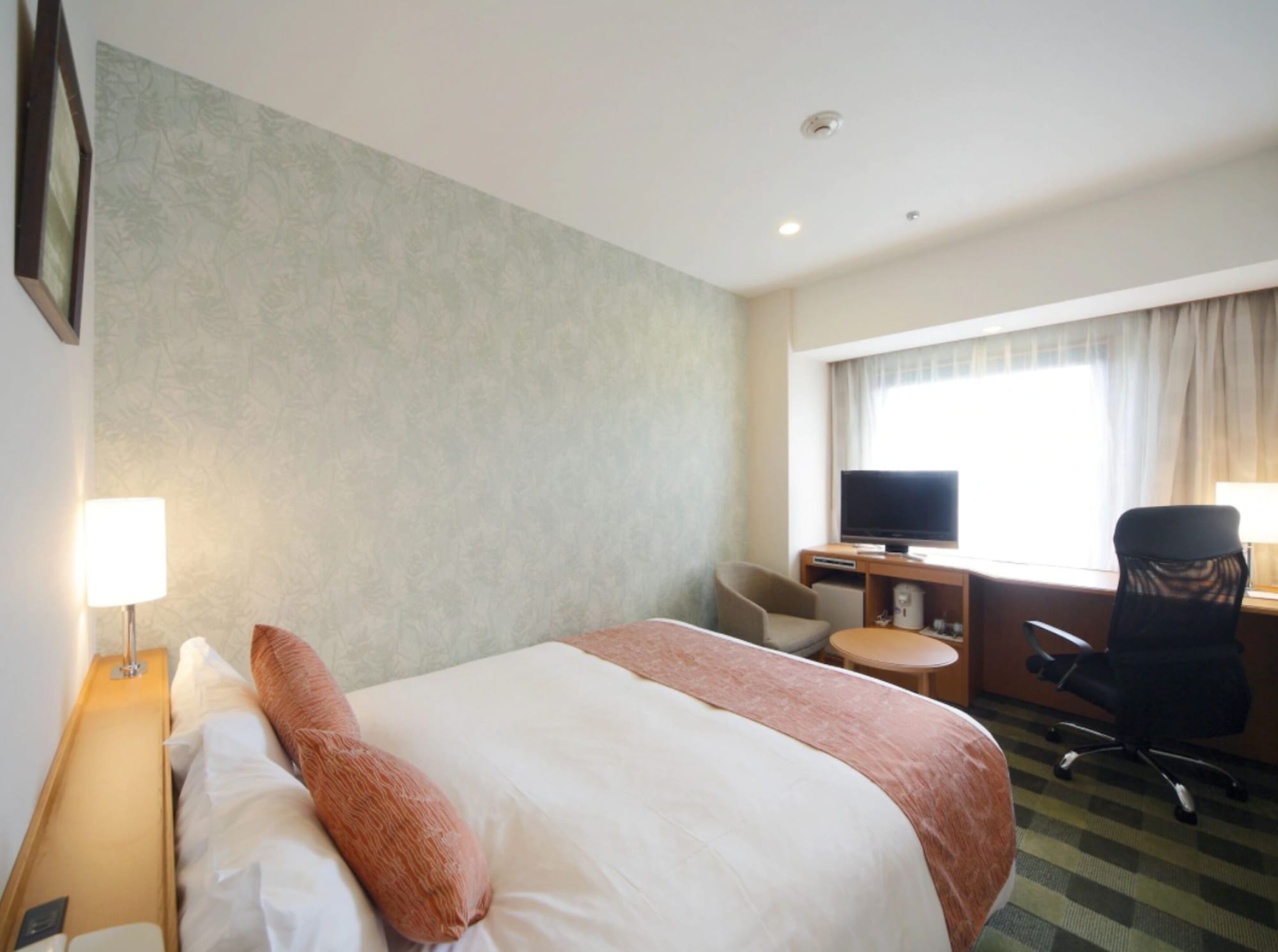 STANDARD, DOUBLE BED