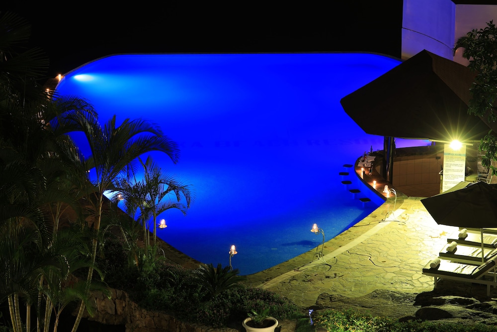Malaika Beach Resort 36/50