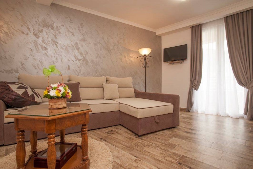 Guest House Medin 30/50