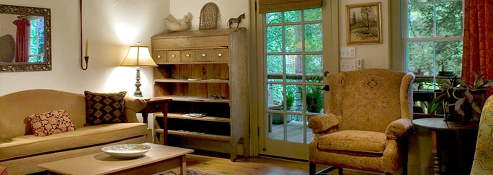 Lake Rabun Hotel Restaurant 30/50