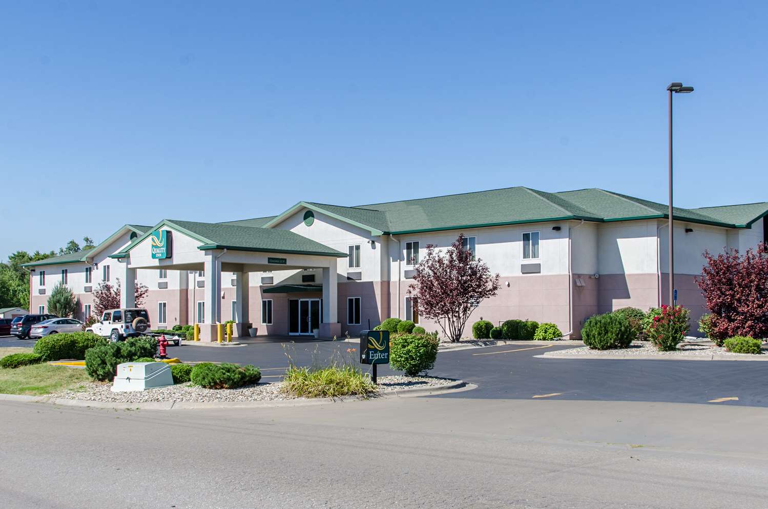 Quality Inn Junction City near Fort Riley 37/41