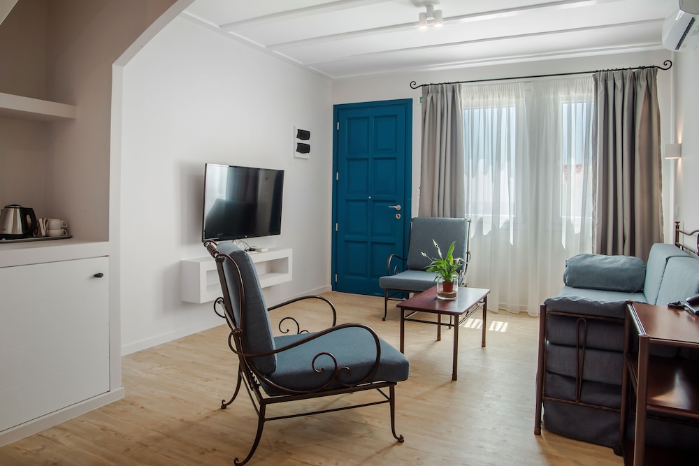 Blue Bay Resort Village 35/44