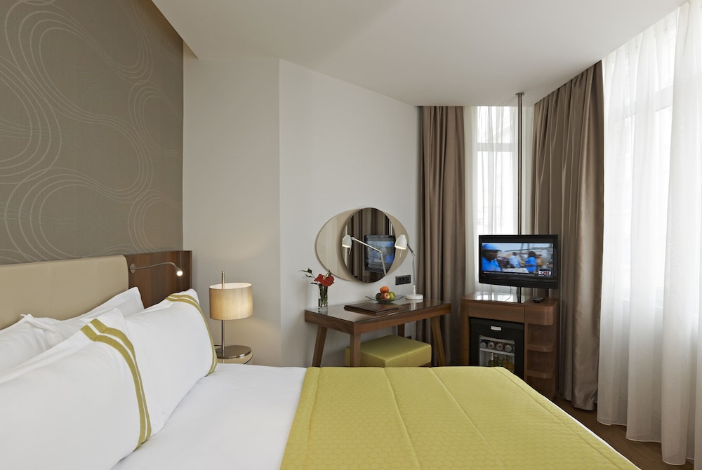 Four Points Flex by Sheraton Istanbul Taksim Square 6/54