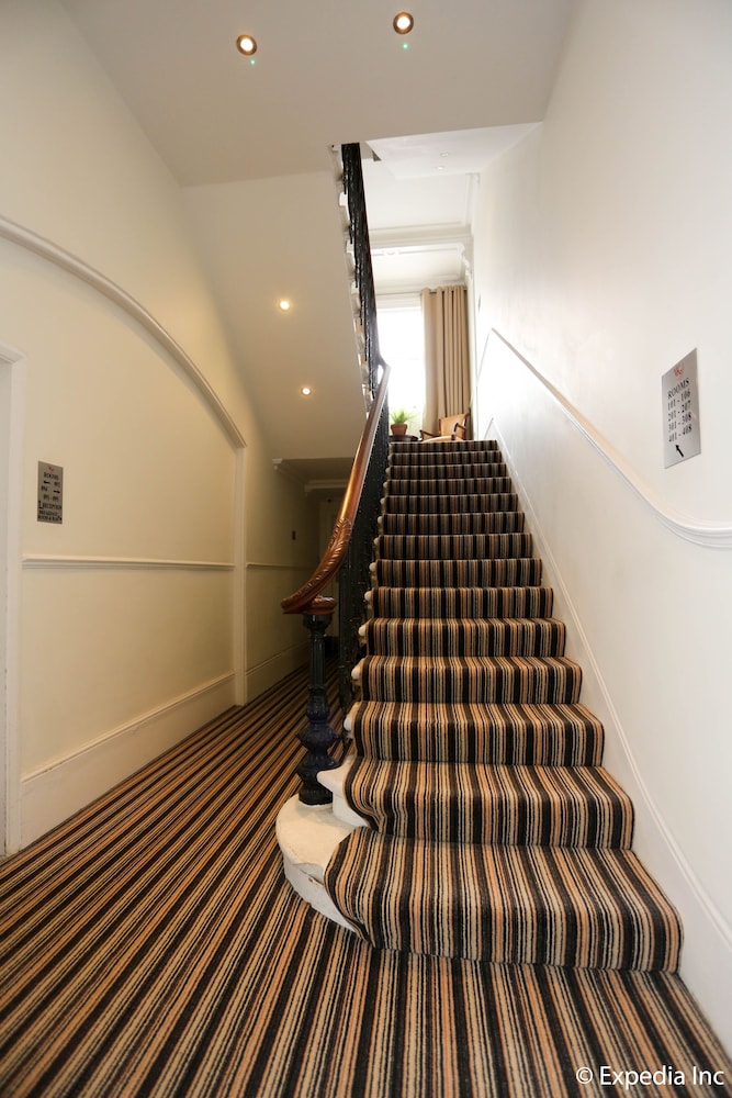 The Villa Kensington 23/42
