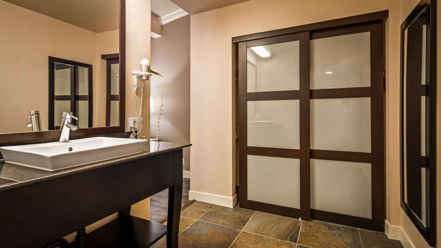 Best Western Bishop Lodge 14/15