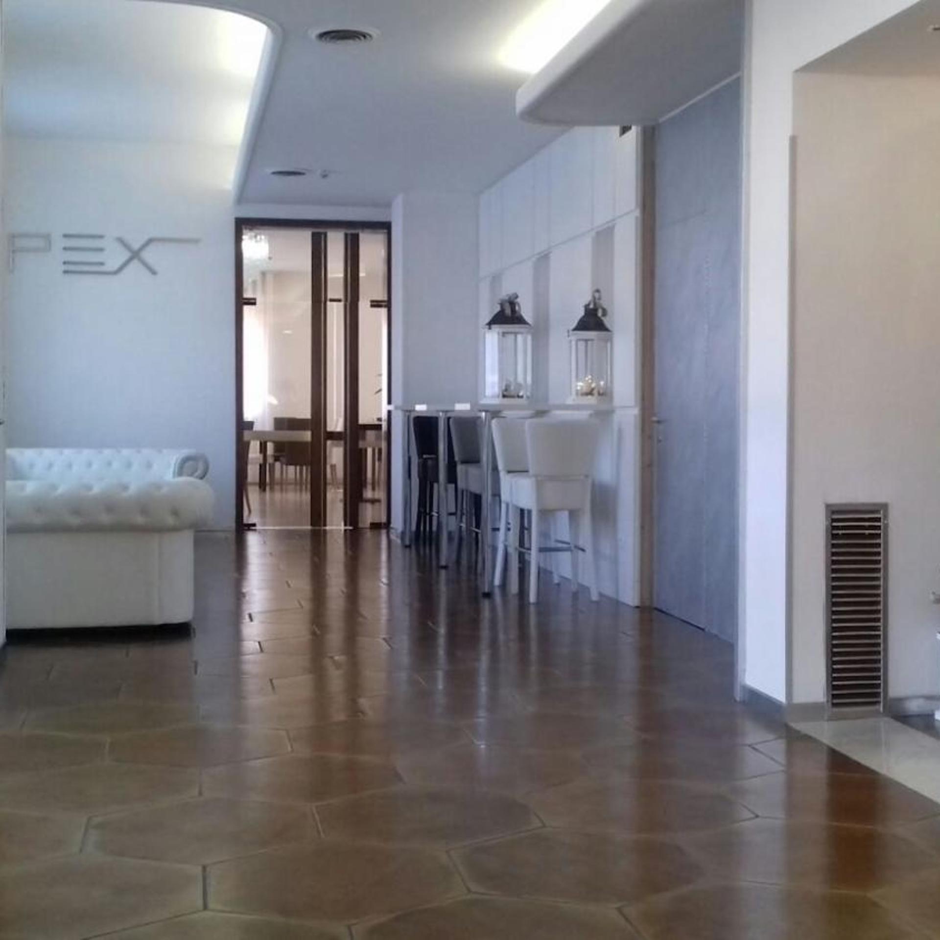 Hotel Pex 42/56
