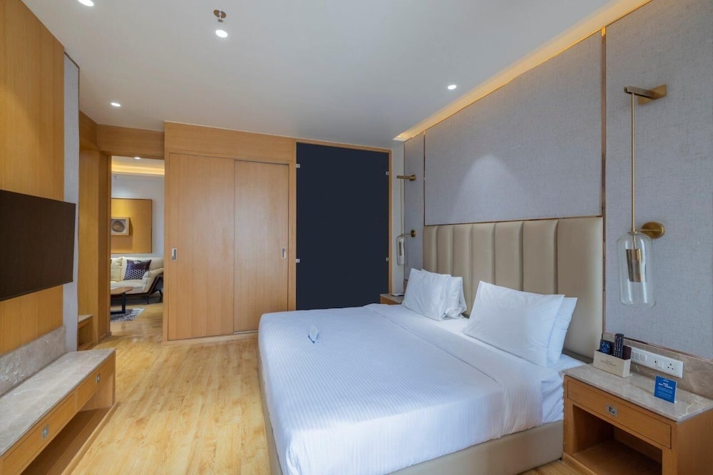 Sarovar Portico Morbi 14/50