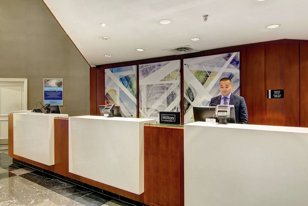 Doubletree By Hilton Hotel Toronto Downtown 3/83