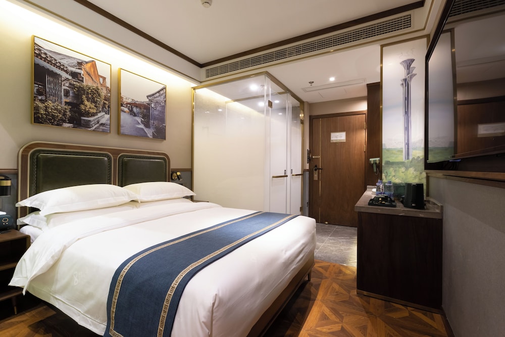 Nostalgia S Hotel (Beijing Nest-type Olympic Stadium Center) 32/57