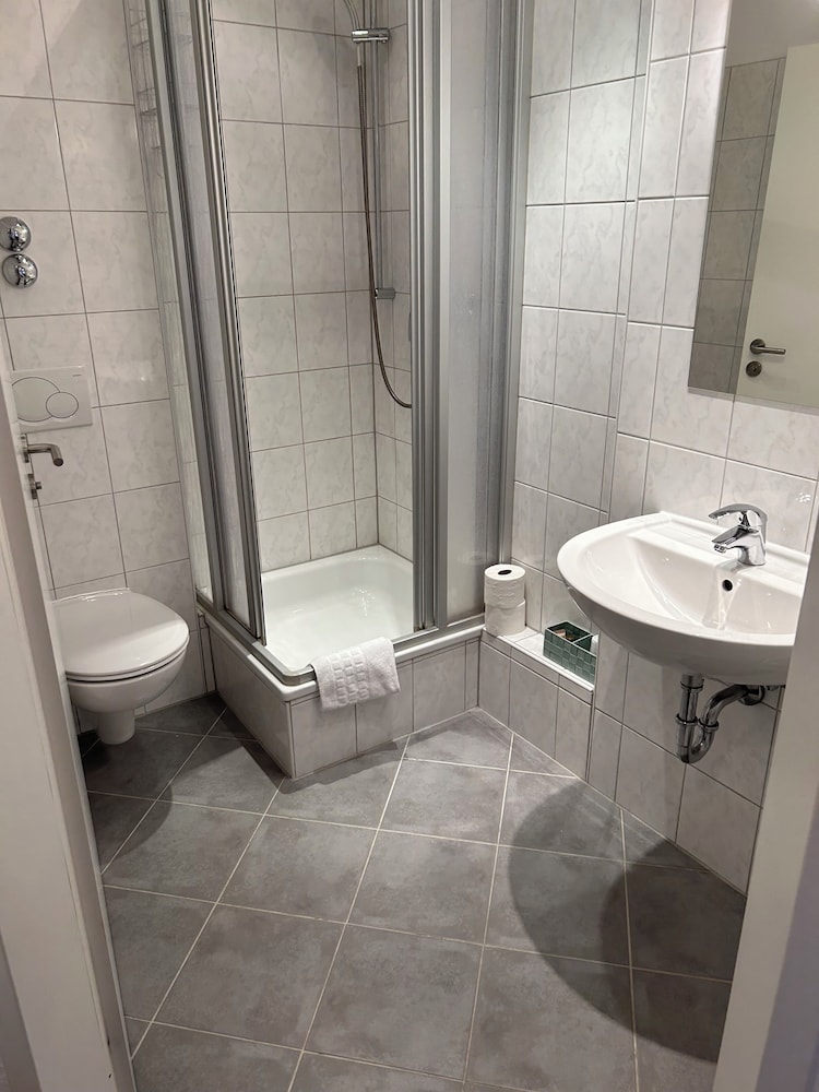 Hotel Haus Schwan 22/25