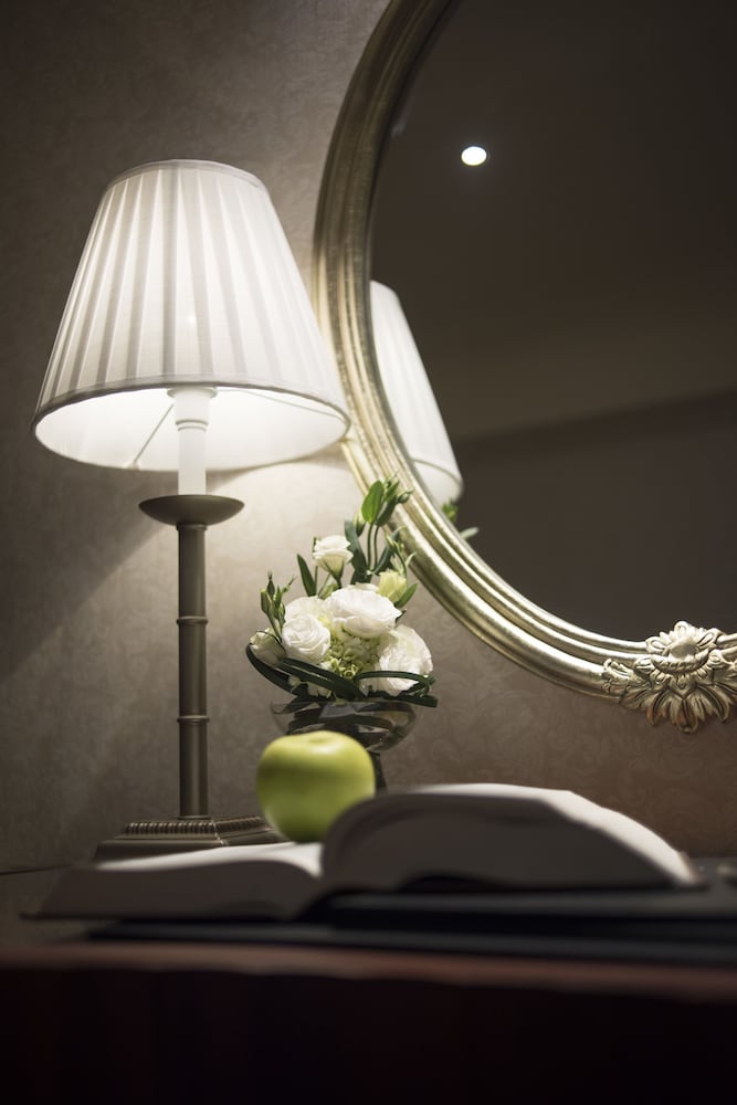 Apricot Hotel Hanoi 32/72