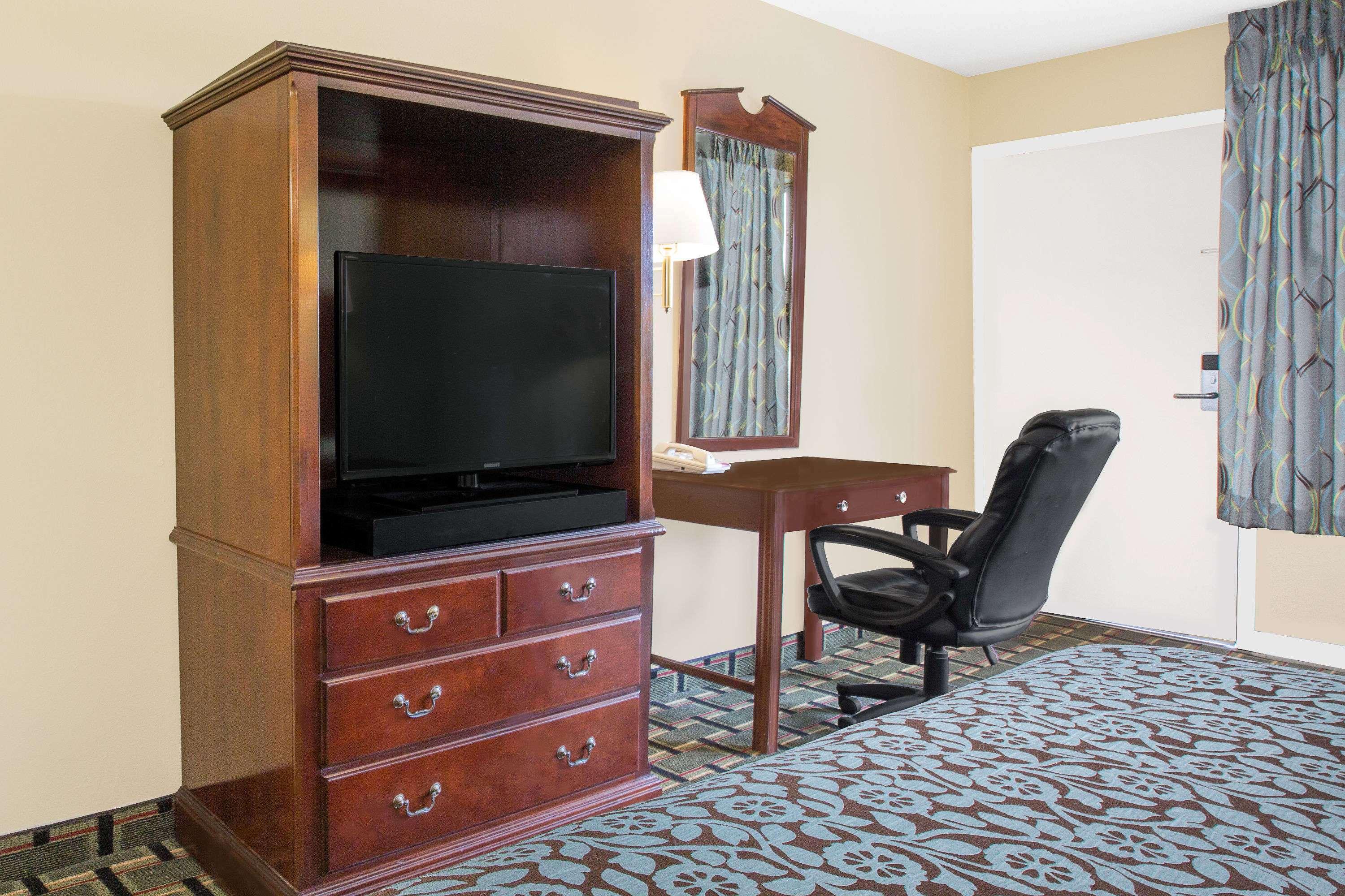 Meridian Inn Hotel, MS 12/18