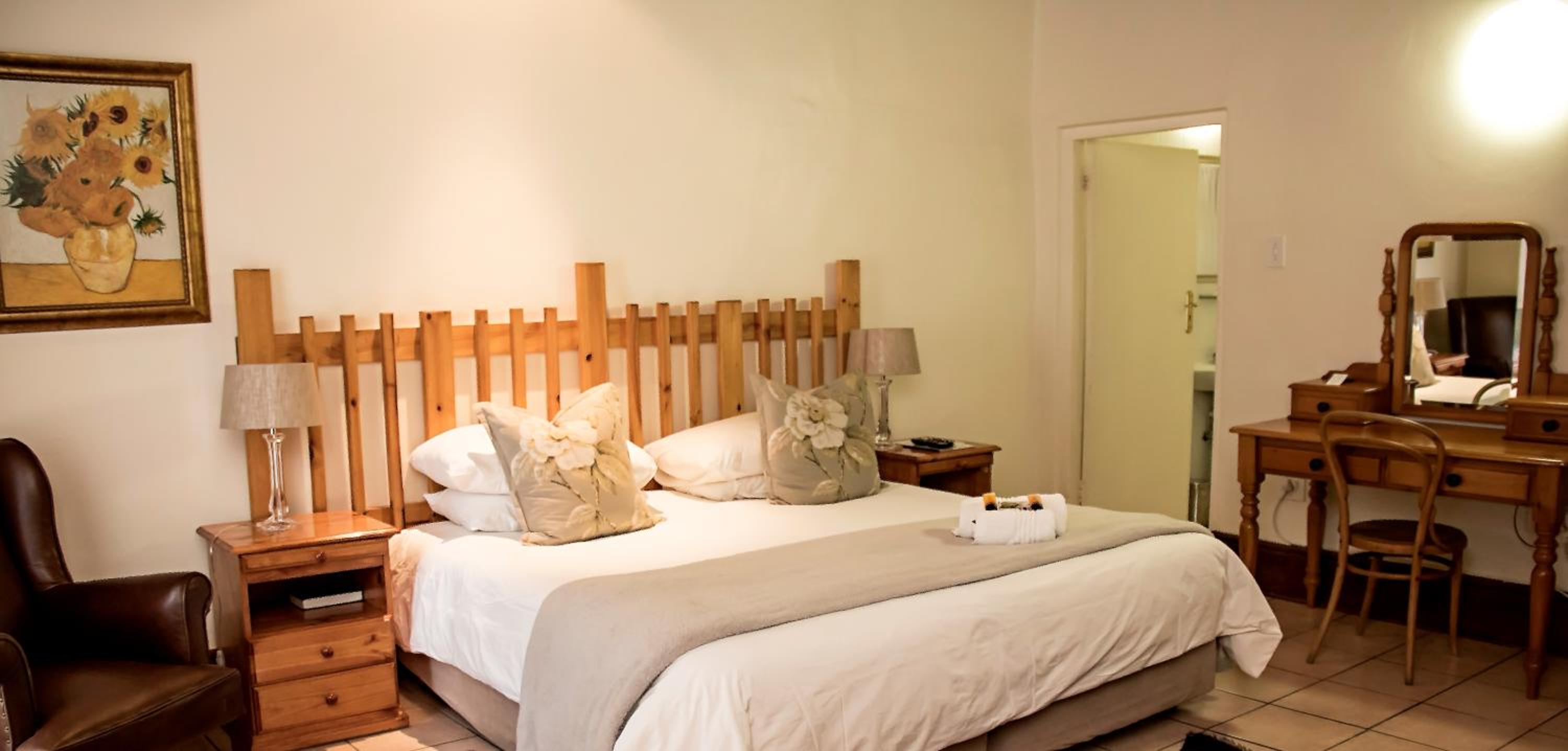 Deluxe, King Bed