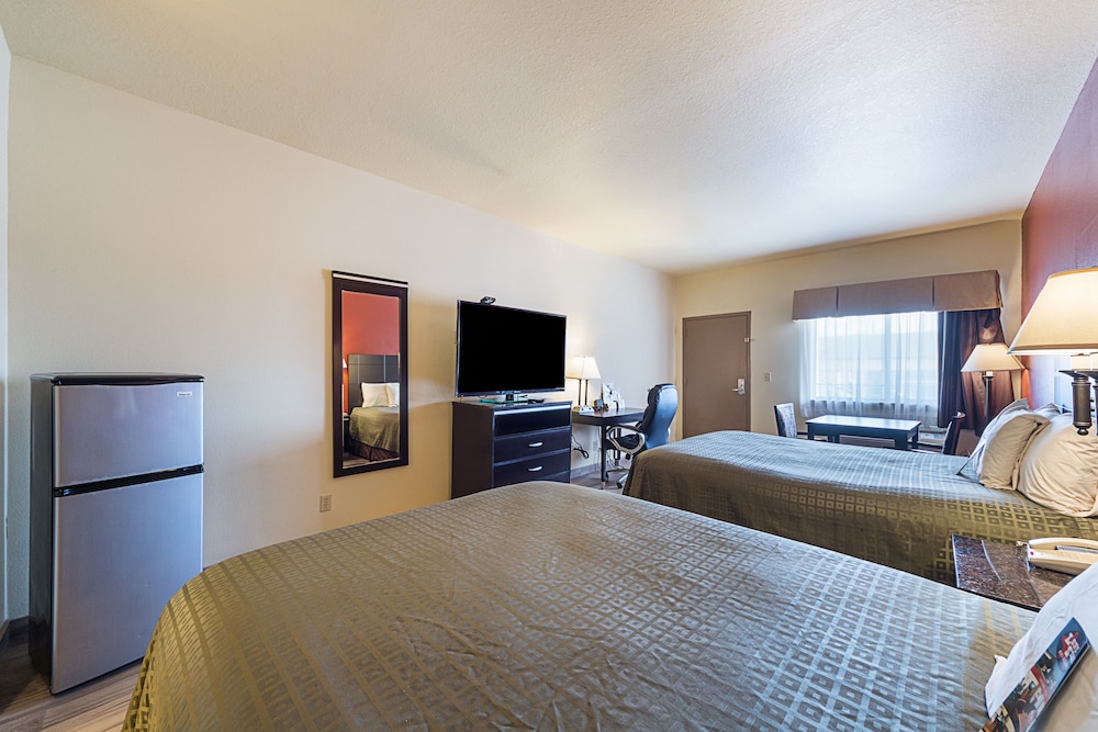 Quality Inn & Suites Victoria South 4/23