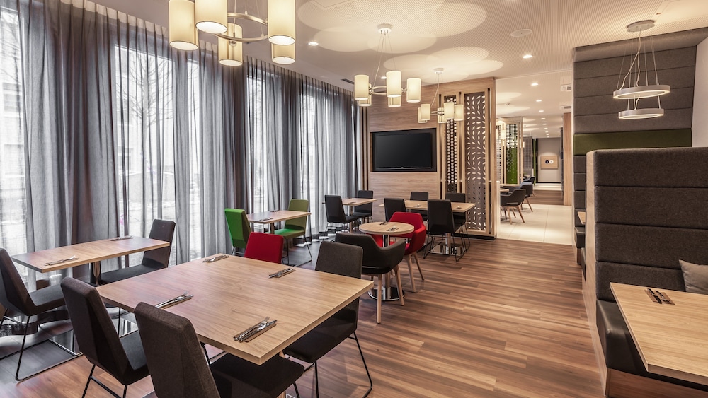 Holiday Inn Express Munich - City East 63/80