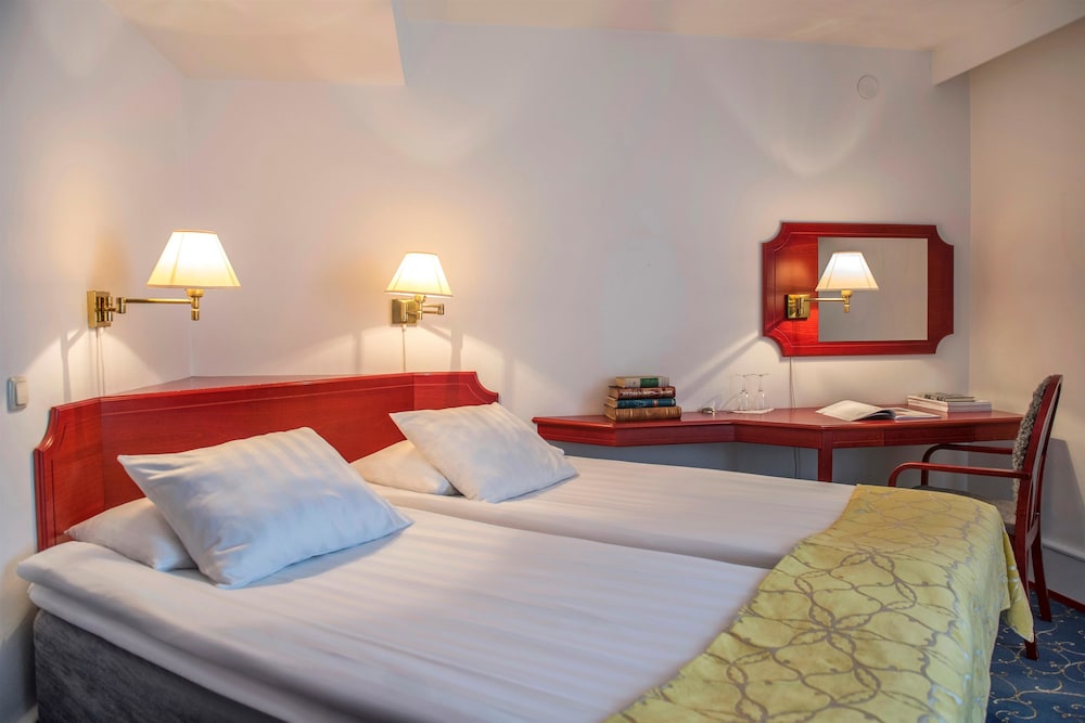 Best Western Strand Hotel 19/60
