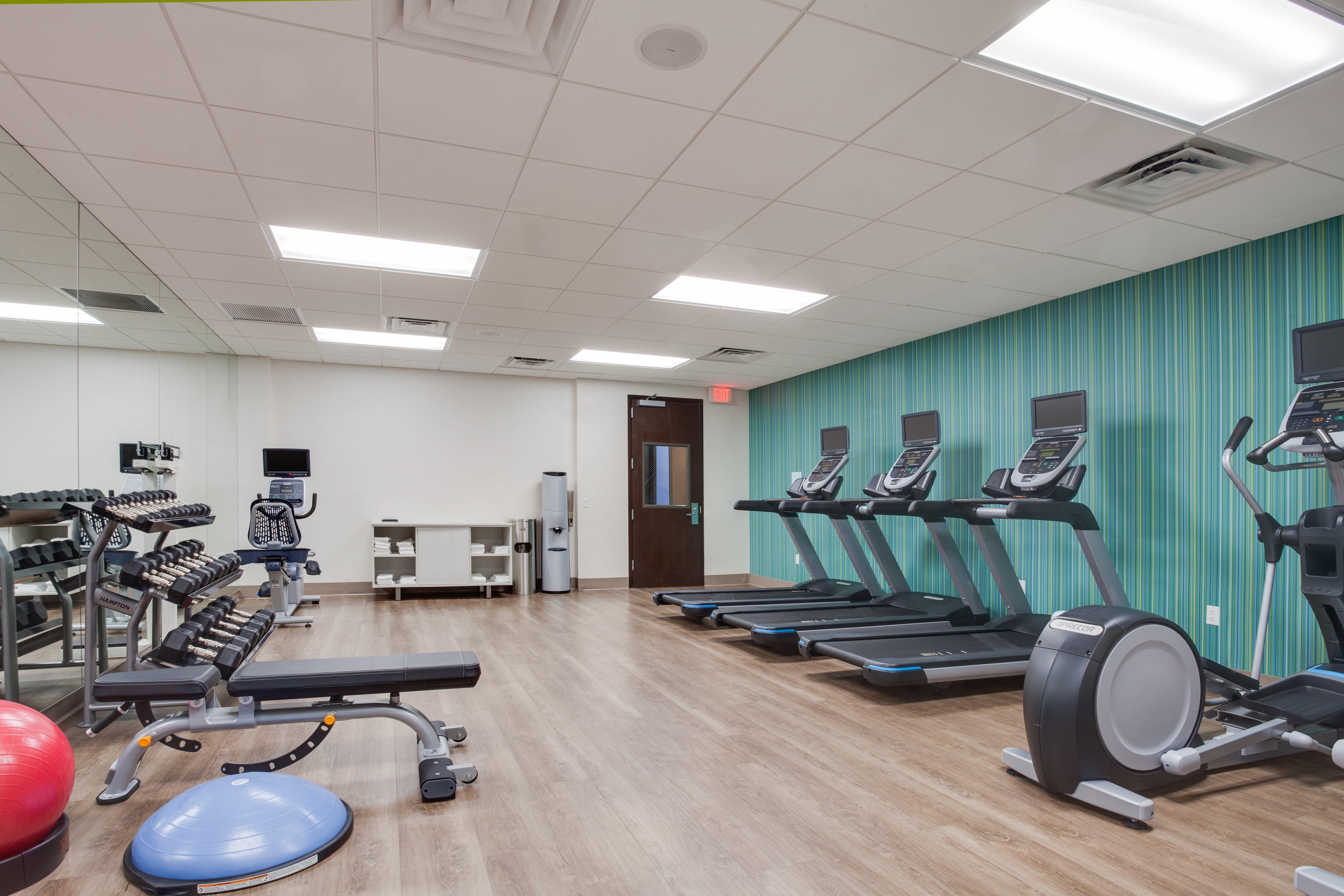 Holiday Inn Express Hotel Suites Fort Lauderdale Airport Cruise Port An Ihg Hotel 20/24