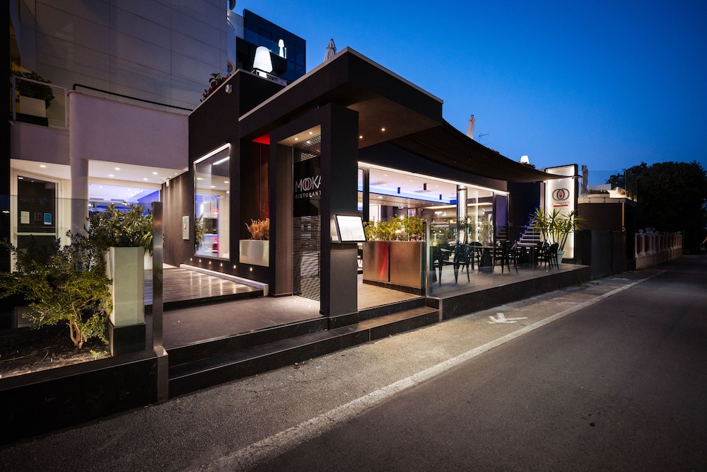 Raffaello Hotel 41/50