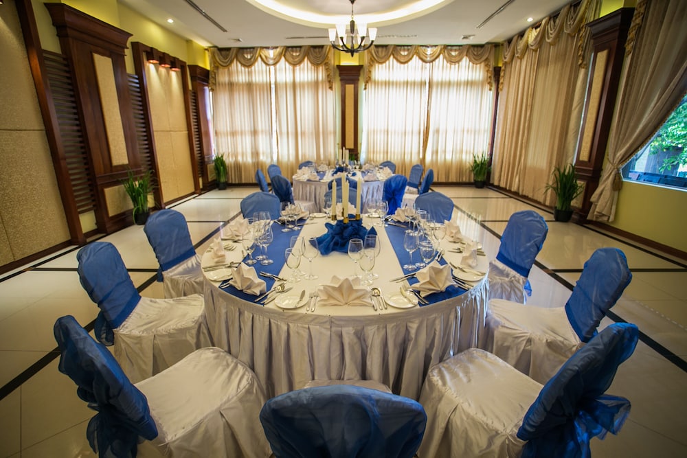 Pacific Hotel and Spa Siem Reap 50/50