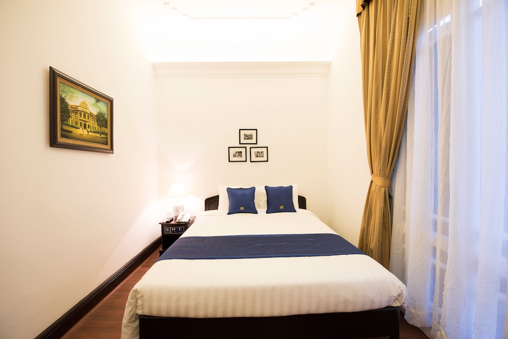 Hoa Binh Hotel 23/69