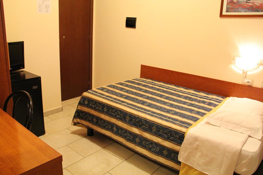 Hotel Alessander 8/16