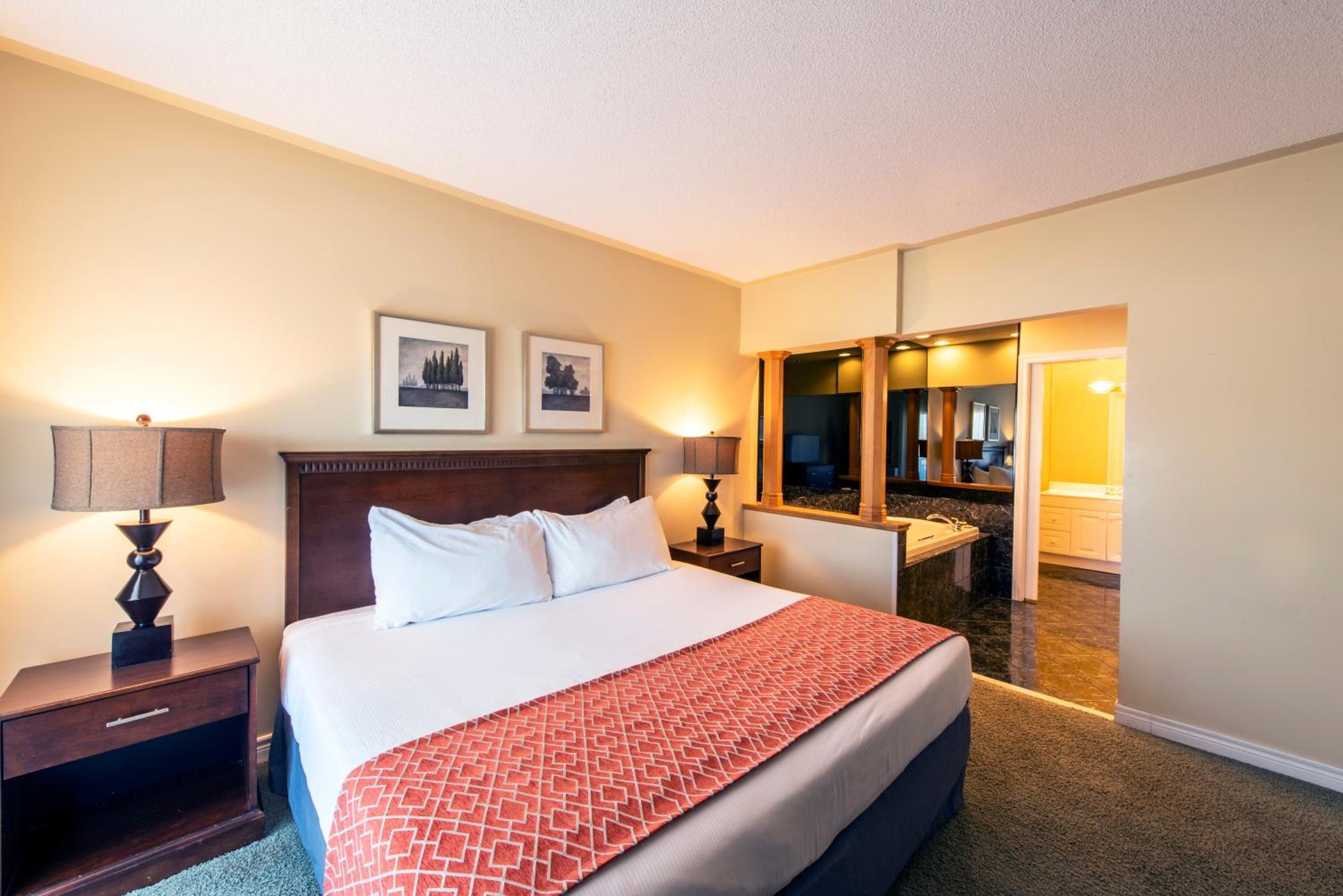 2 Bedrooms, Tower, Suite