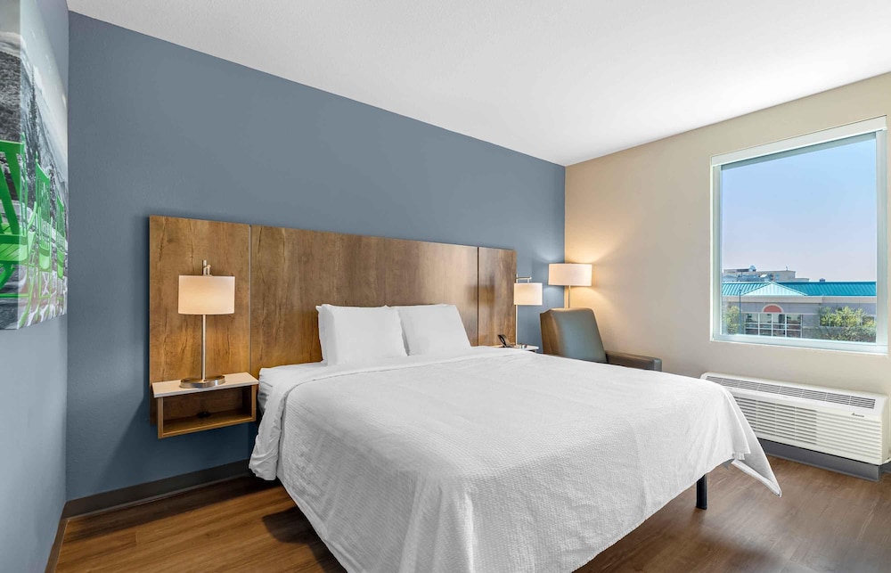 Extended Stay America Premier Suites - Denver International Airport 14/31