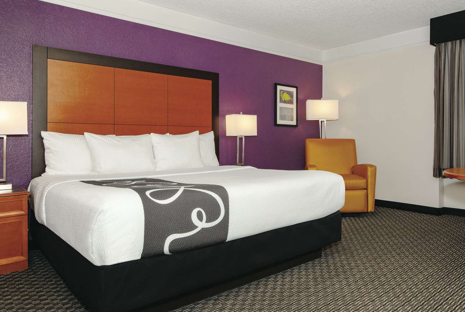 La Quinta Inn & Suites by Wyndham Ontario Airport 26/58