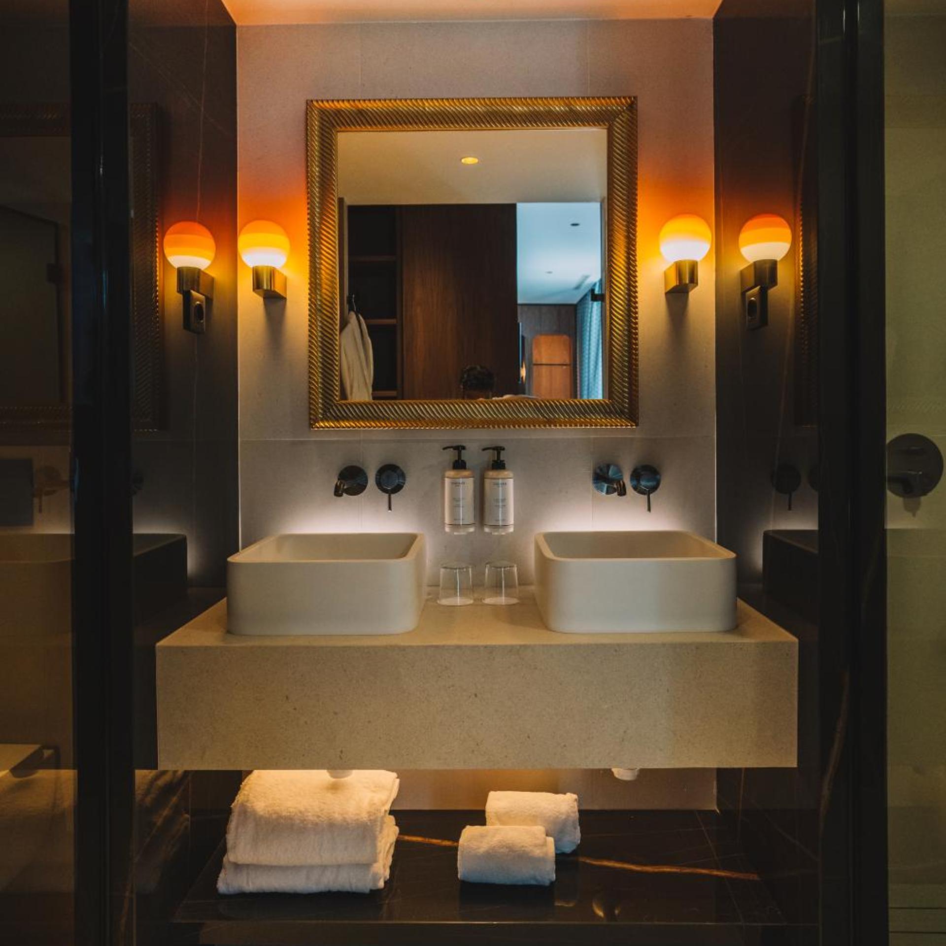 جناح بشرفة، Hotel Pinar Plaza 7/7